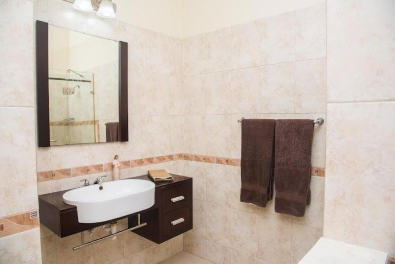 Maribella@Crystal Cove Ocho Rios Appartement Stanmore Grove Buitenkant foto